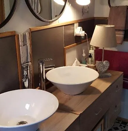 F2 Confort **** Apartment