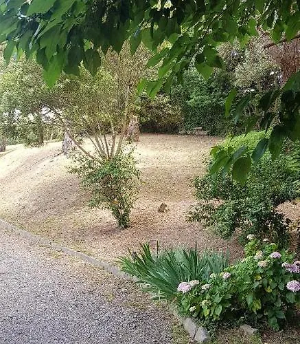 F2 Confort **** Апартаменти