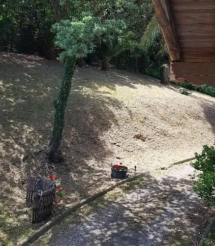 F2 Confort **** Апартаменти