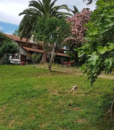 F2 Confort **** Апартаменти Сен-Жан-де-Люз