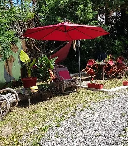 F2 Confort **** Апартаменти